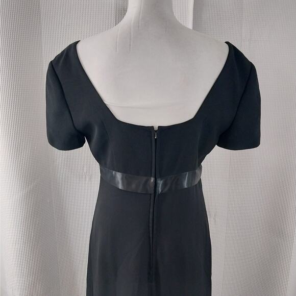 NWOT! MAGGY LONDON! RICH BLACK HEAVY CHIFFON, BOW FRONT FULL LENGTH GOWN! SZ 8 - Picture 7 of 10